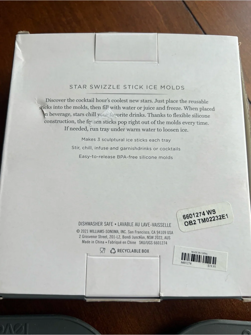 NEW! Williams Sonoma Gray Star Swizzle Stick Ice Molds- Set of two